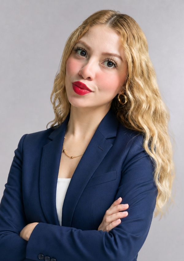 Adriana Urritia Diputada
